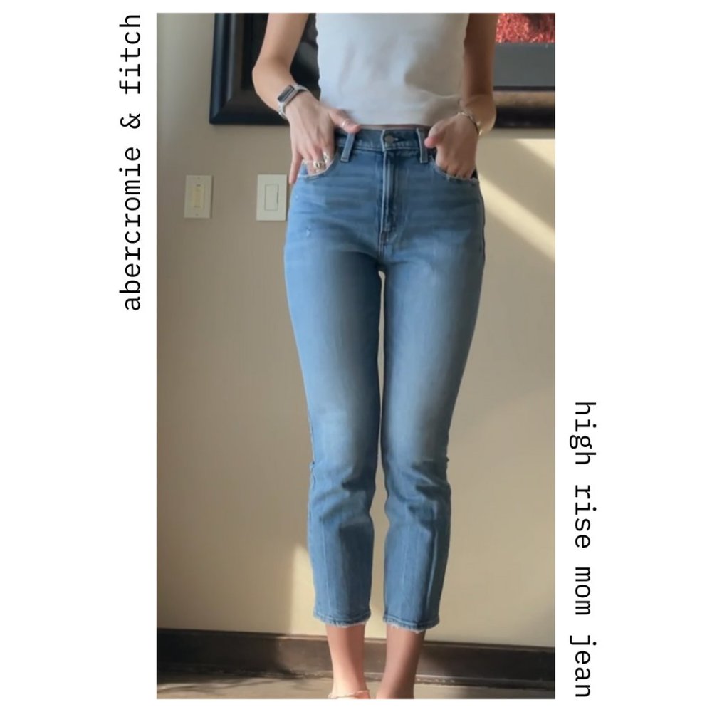 Abercrombie & Fitch High Rise Mom Jean - 2R